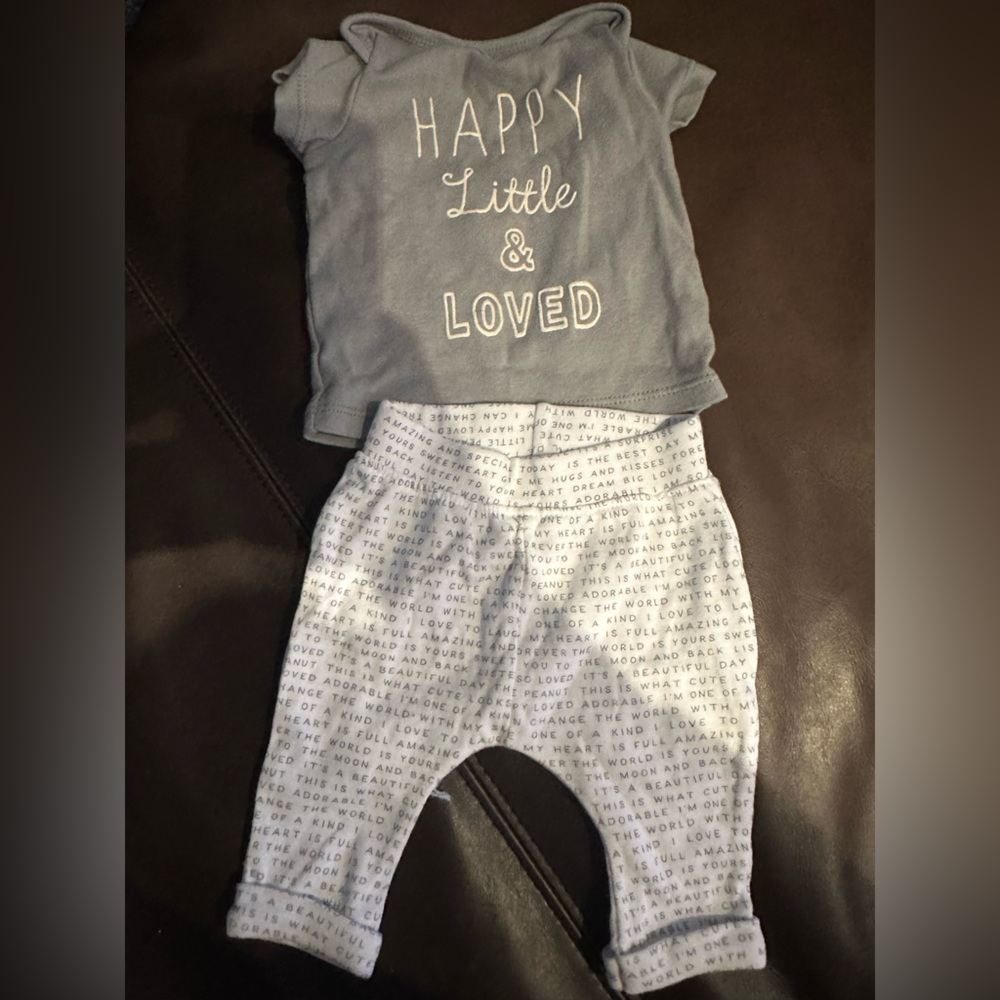 Newborn to 3 month baby boy outfits and onesies